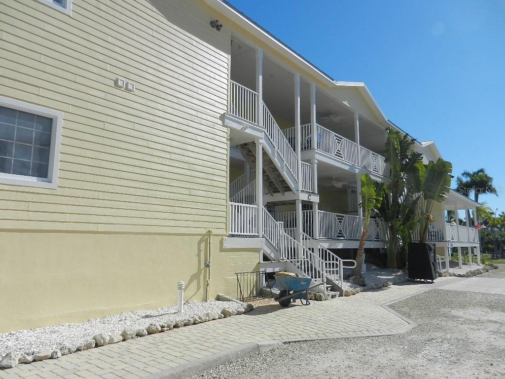 6732 SARASEA CIR #104C — photo 61