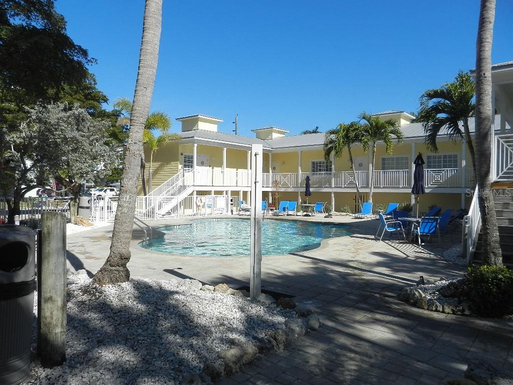 6732 SARASEA CIR #104C — photo 42