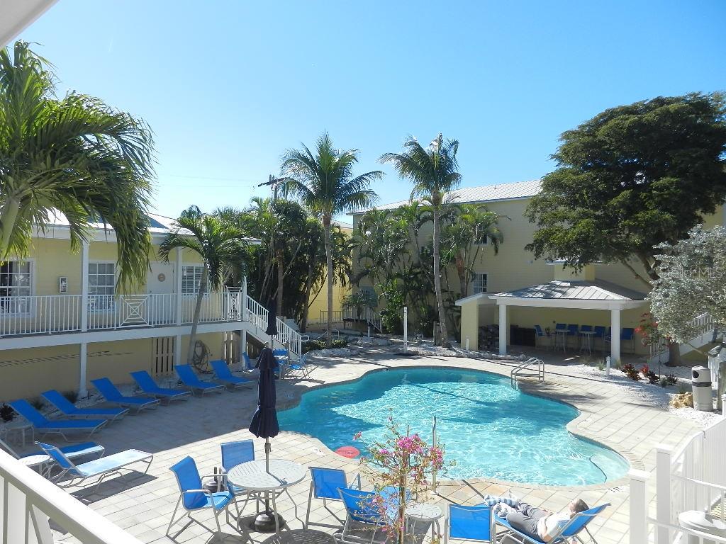 6732 SARASEA CIR #104C — photo 46