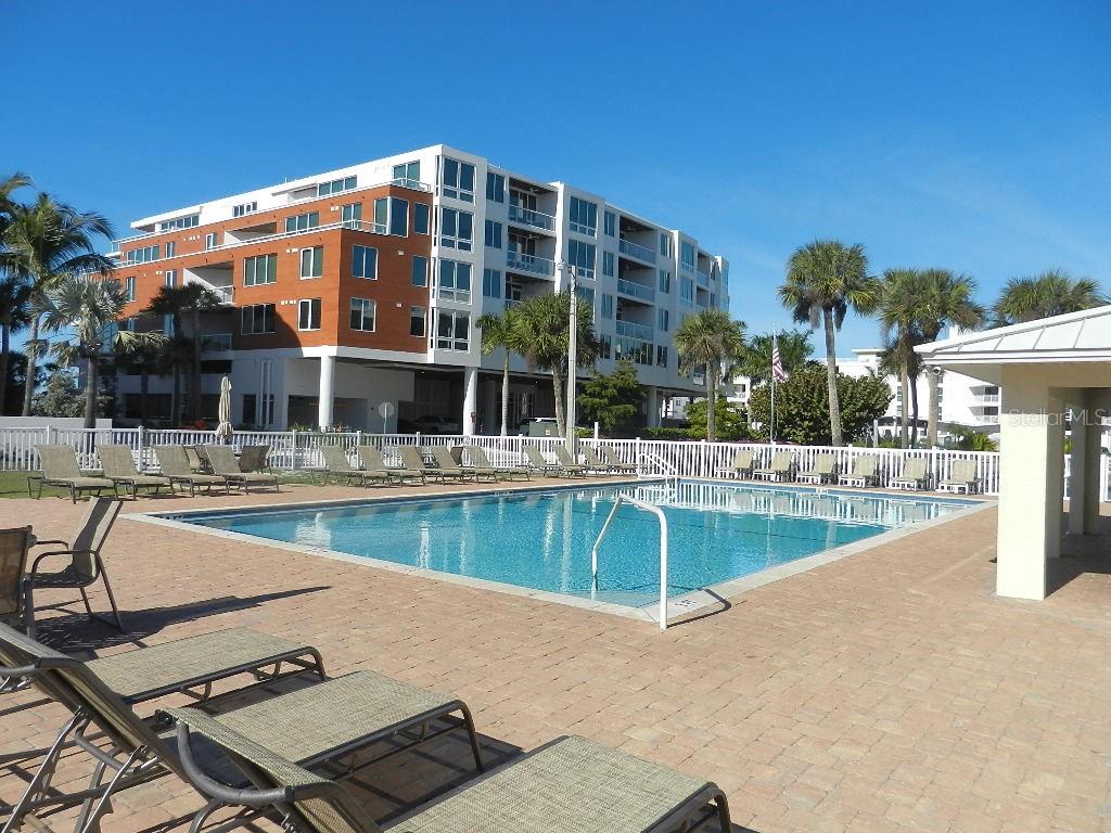 6732 SARASEA CIR #104C — photo 47