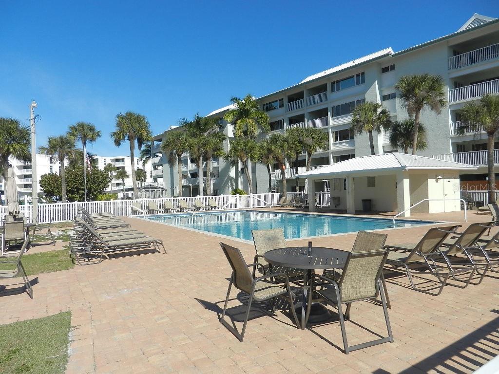 6732 SARASEA CIR #104C — photo 48