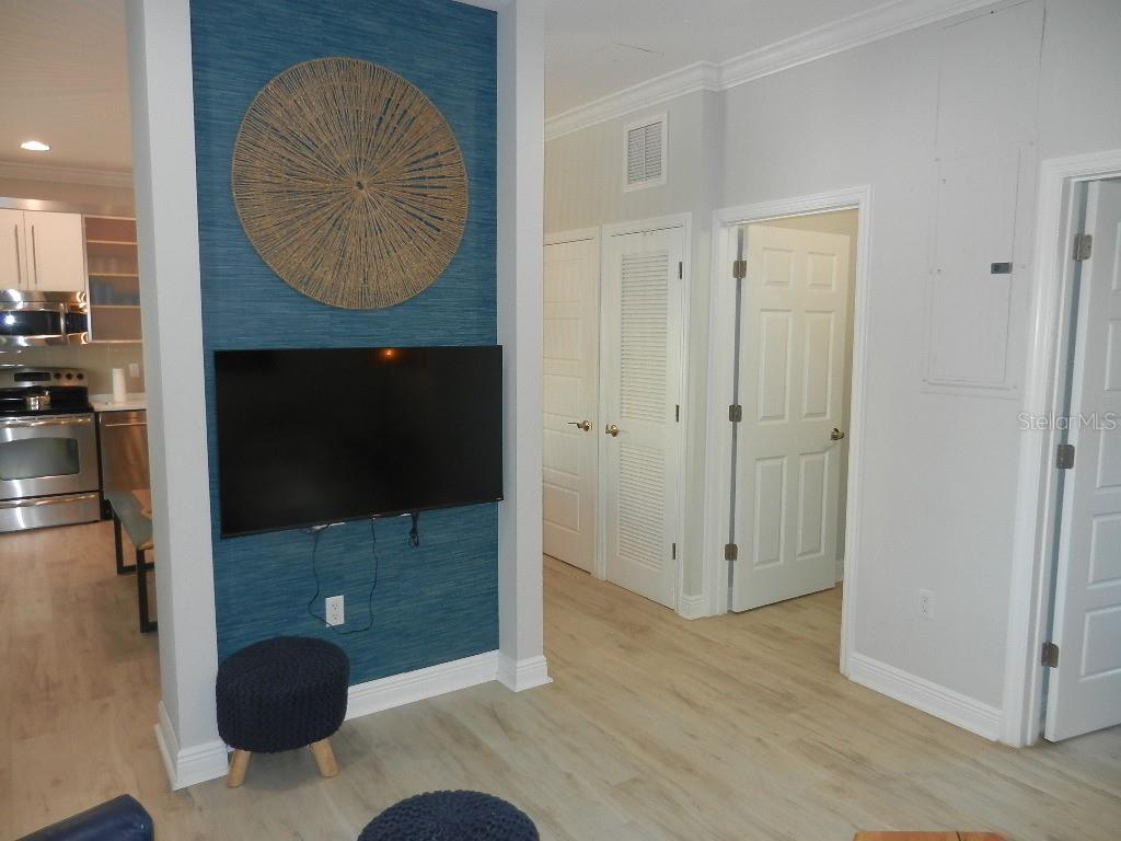 6732 SARASEA CIR #104C — photo 17