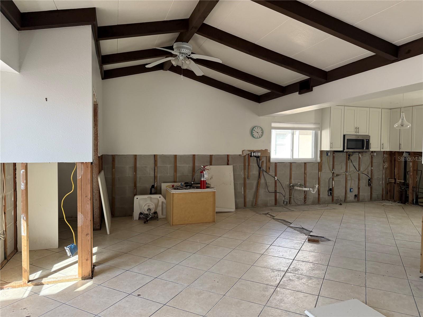 2316 CANASTA DR — photo 17