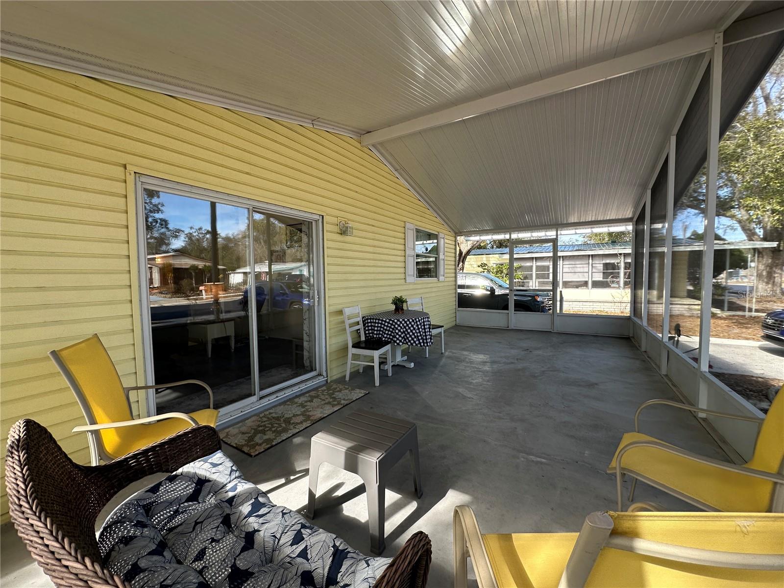 16735 OLIVAUD ST — photo 49