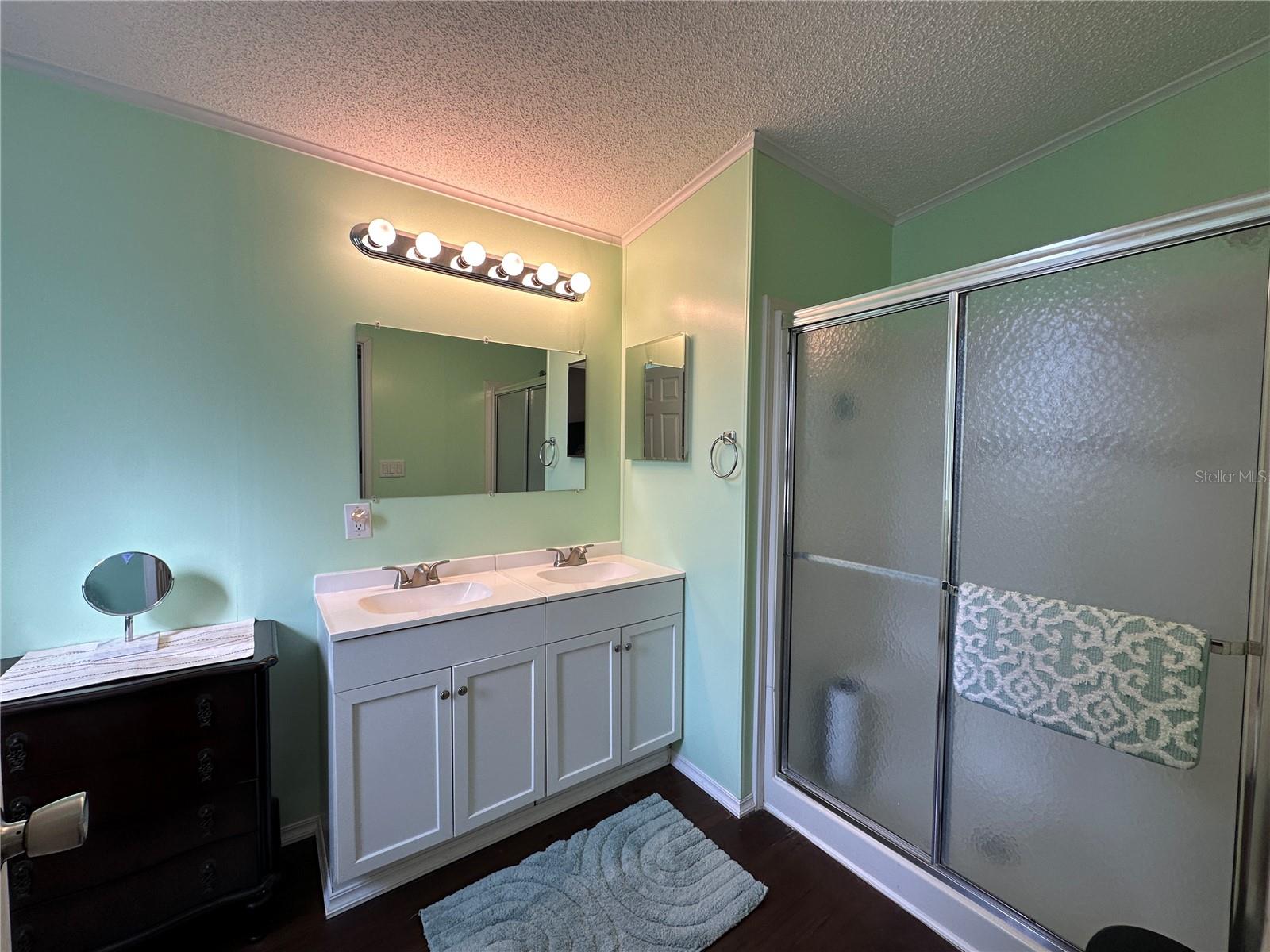 16735 OLIVAUD ST — photo 43