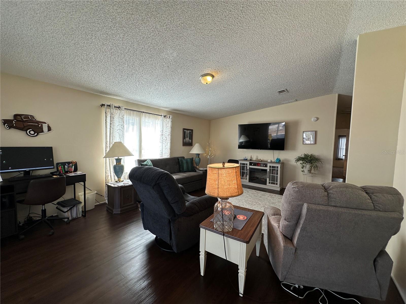 16735 OLIVAUD ST — photo 21