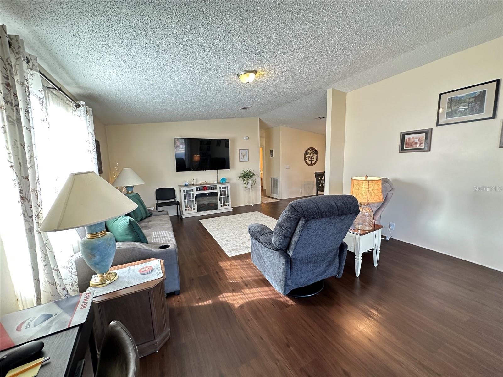 16735 OLIVAUD ST — photo 17