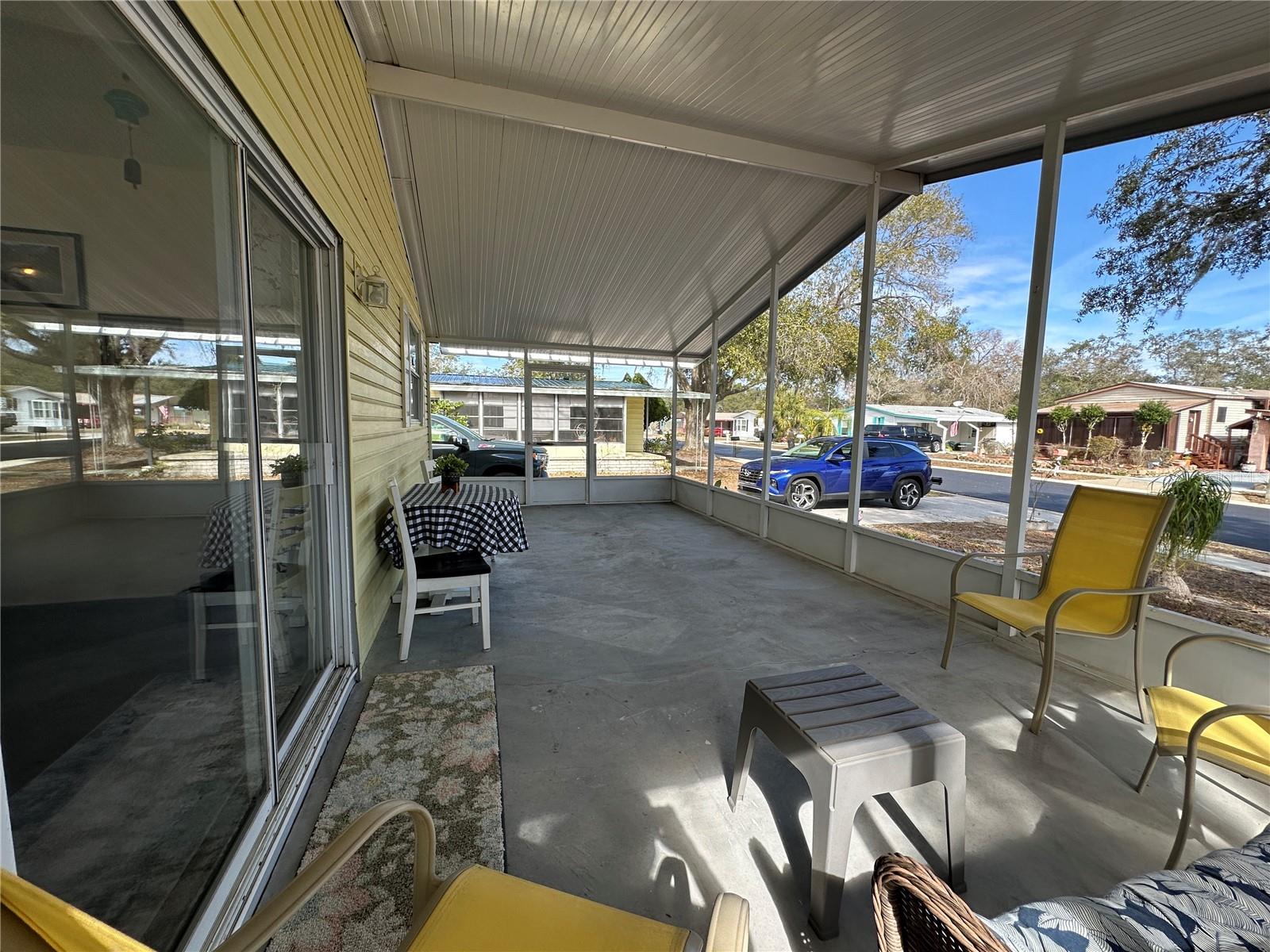 16735 OLIVAUD ST — photo 46