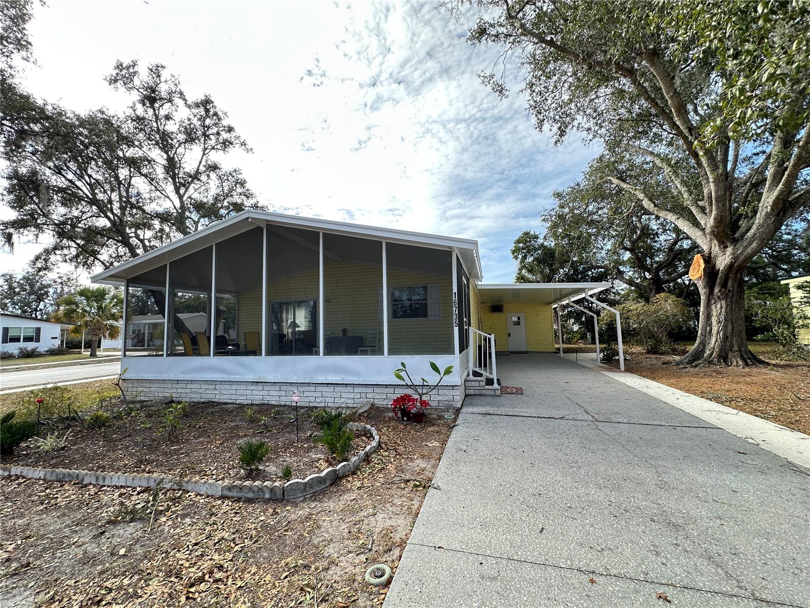 16735 OLIVAUD ST — photo 4