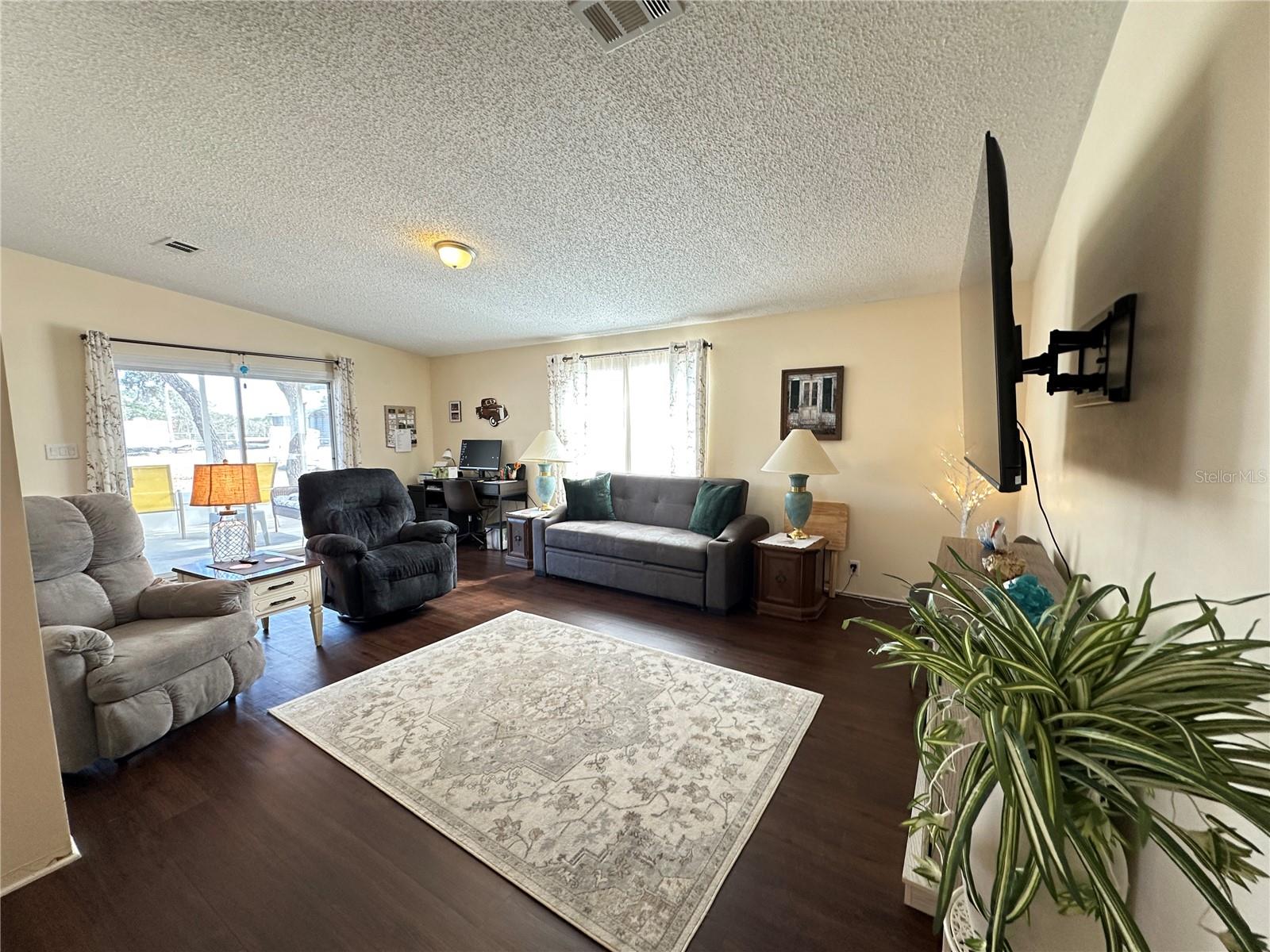 16735 OLIVAUD ST — photo 19