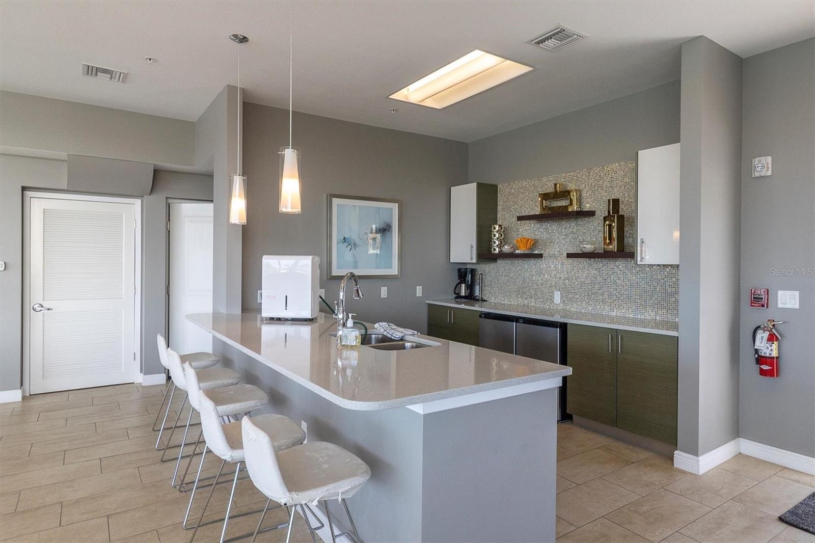 223 ISLAND WAY #4A — photo 23