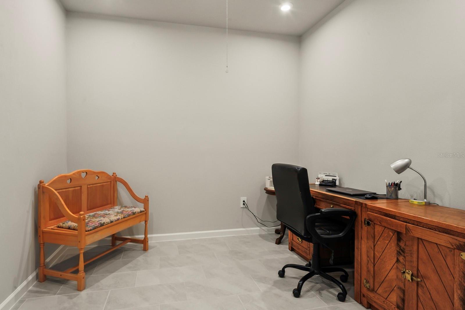 810 RUDDY QUAIL PL — photo 17