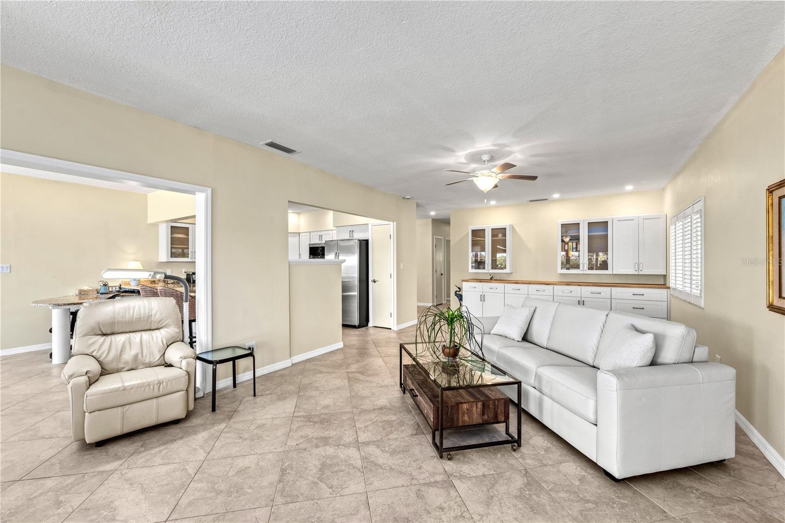 1320 MOONMIST DR #B-11 — photo 22