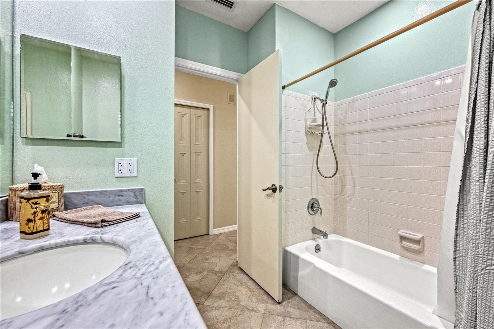 1320 MOONMIST DR #B-11 — photo 47