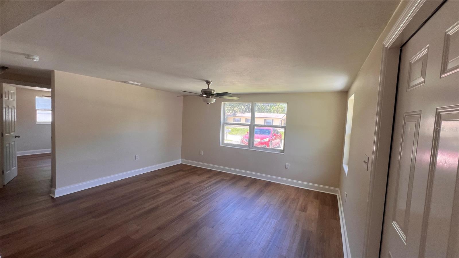 2824 MEADOW VIEW AVE — photo 3