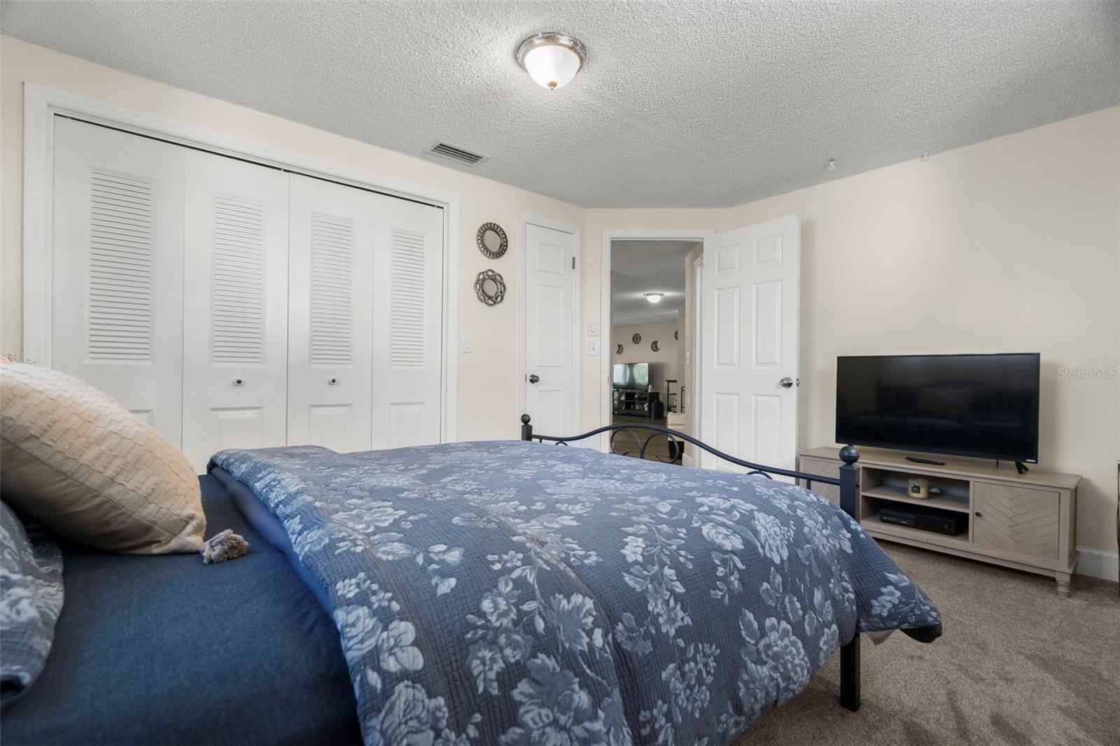 6333 ABERDEEN AVE — photo 24