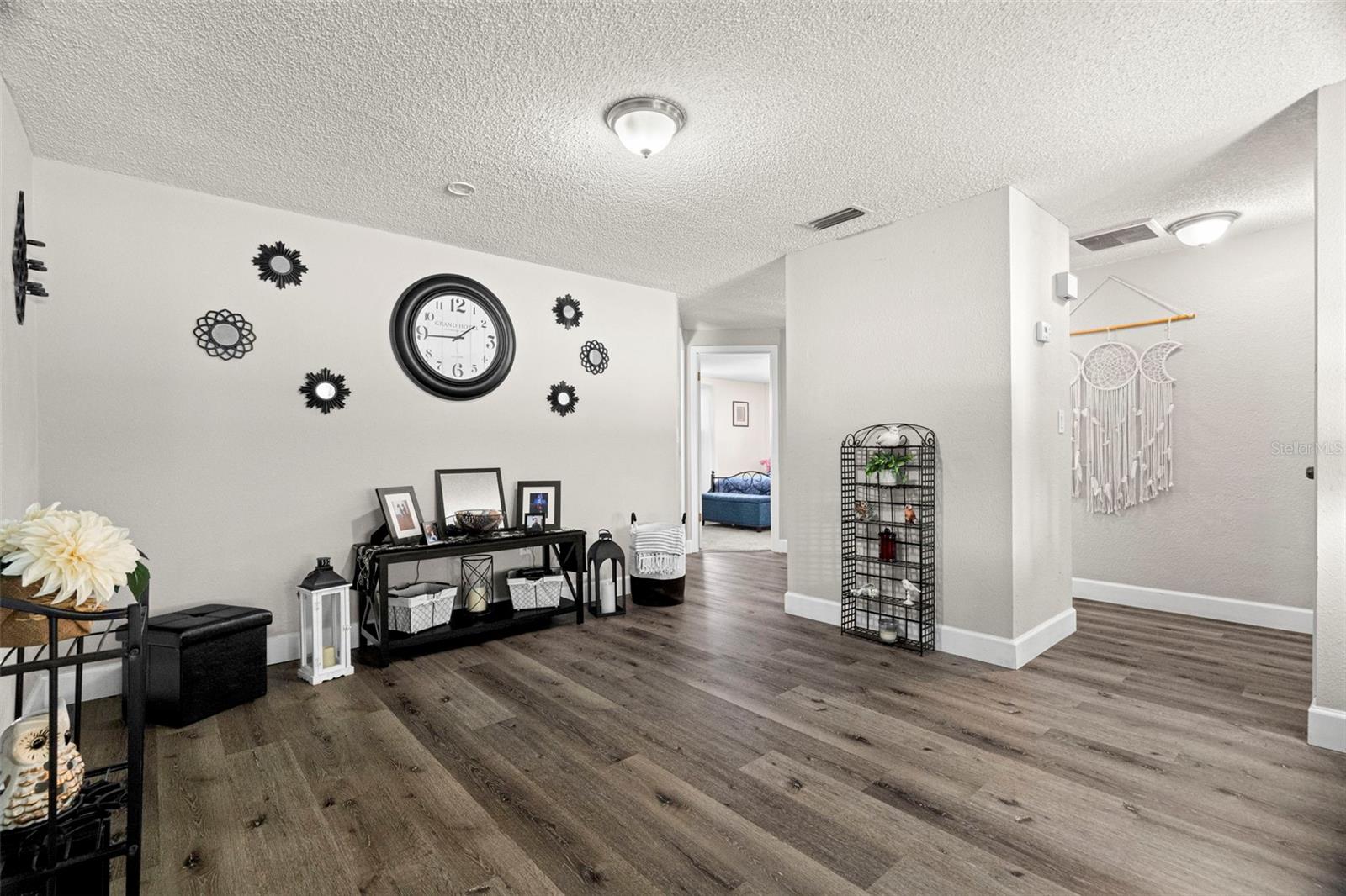 6333 ABERDEEN AVE — photo 7