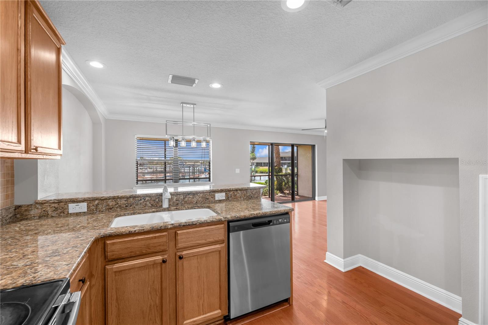 614 YARDARM DR #7 — photo 8