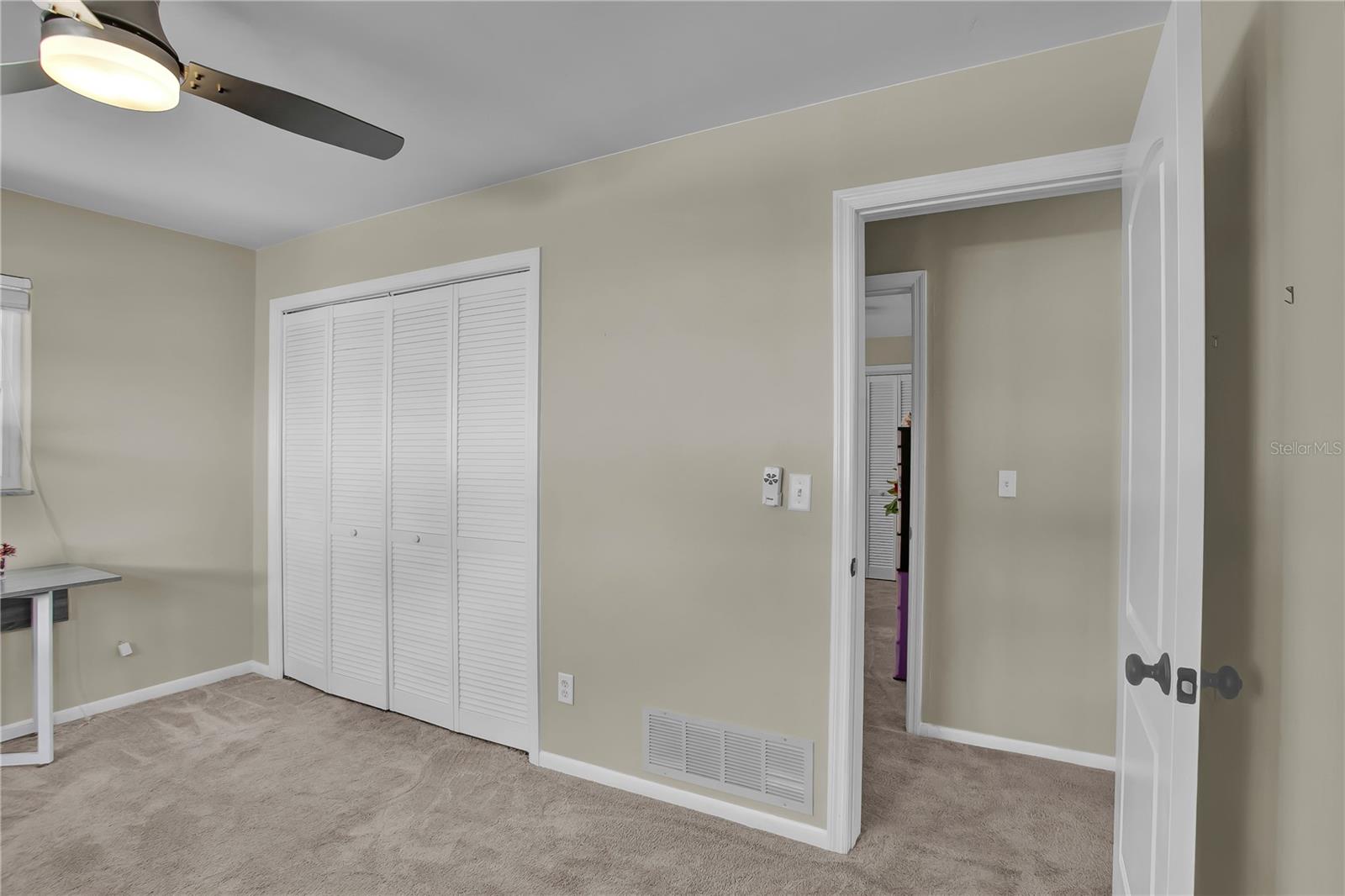 855 FOUNTAINHEAD DR — photo 34