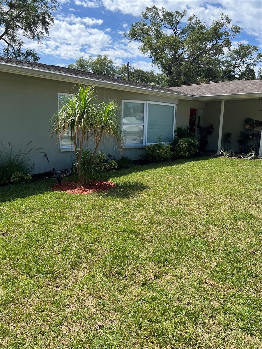 855 FOUNTAINHEAD DR — photo 42