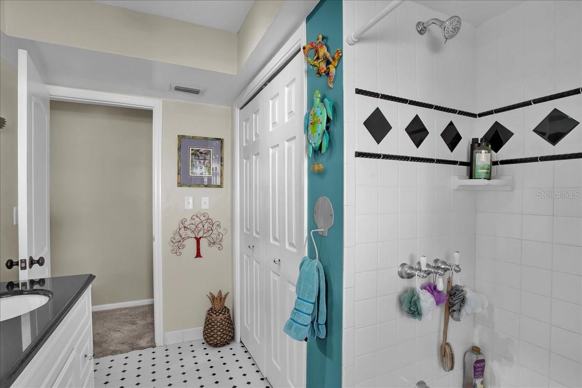 855 FOUNTAINHEAD DR — photo 32