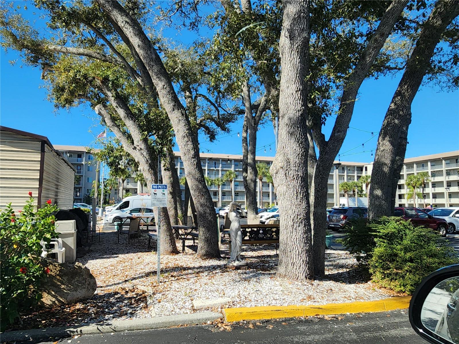 3064 LAKE BAYSHORE DR #115 — photo 2