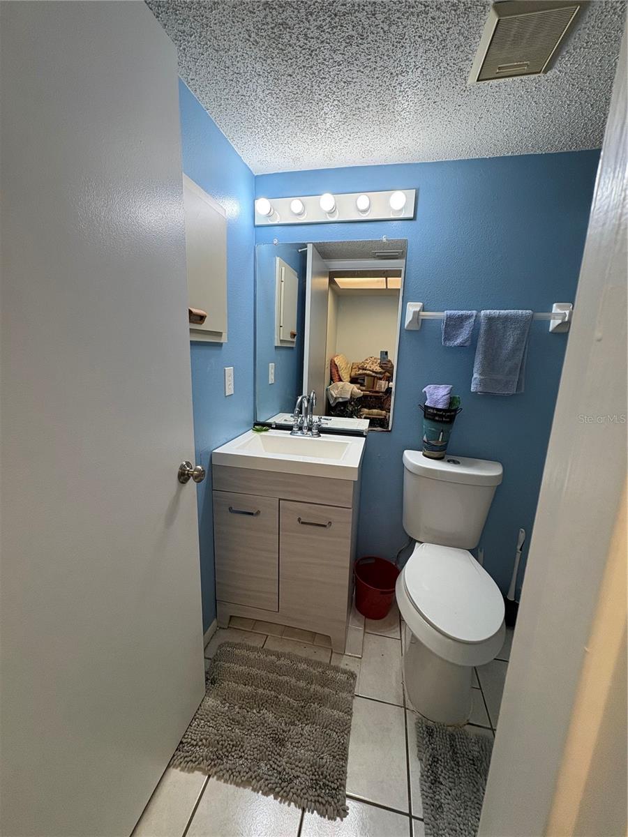 3064 LAKE BAYSHORE DR #115 — photo 33
