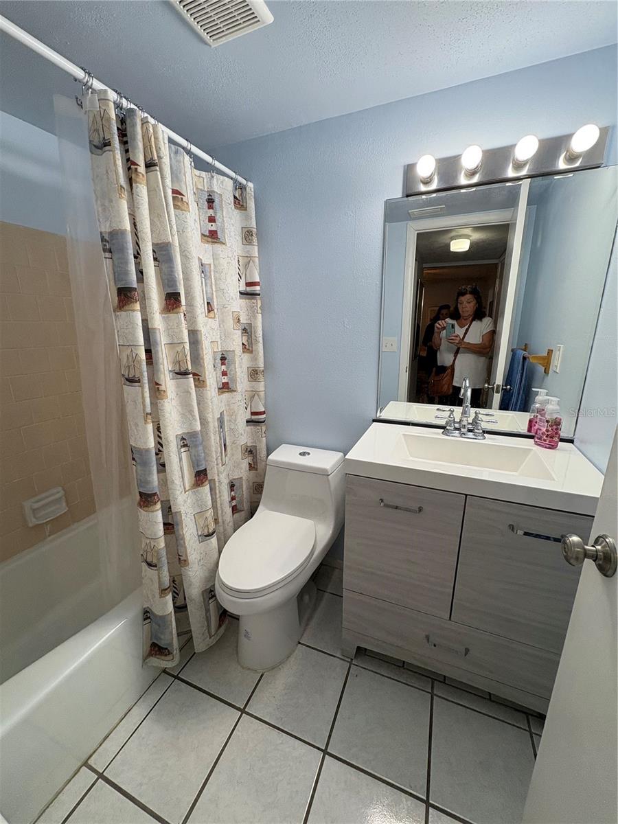 3064 LAKE BAYSHORE DR #115 — photo 40