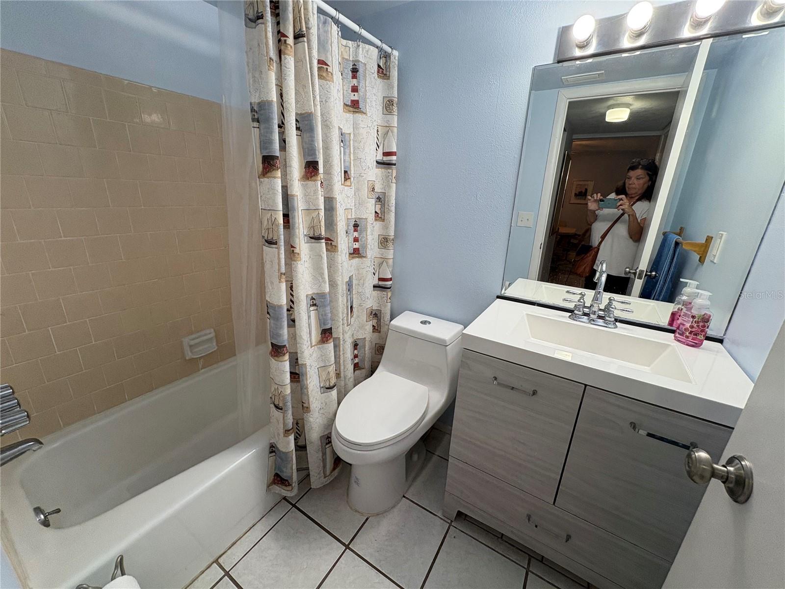 3064 LAKE BAYSHORE DR #115 — photo 39