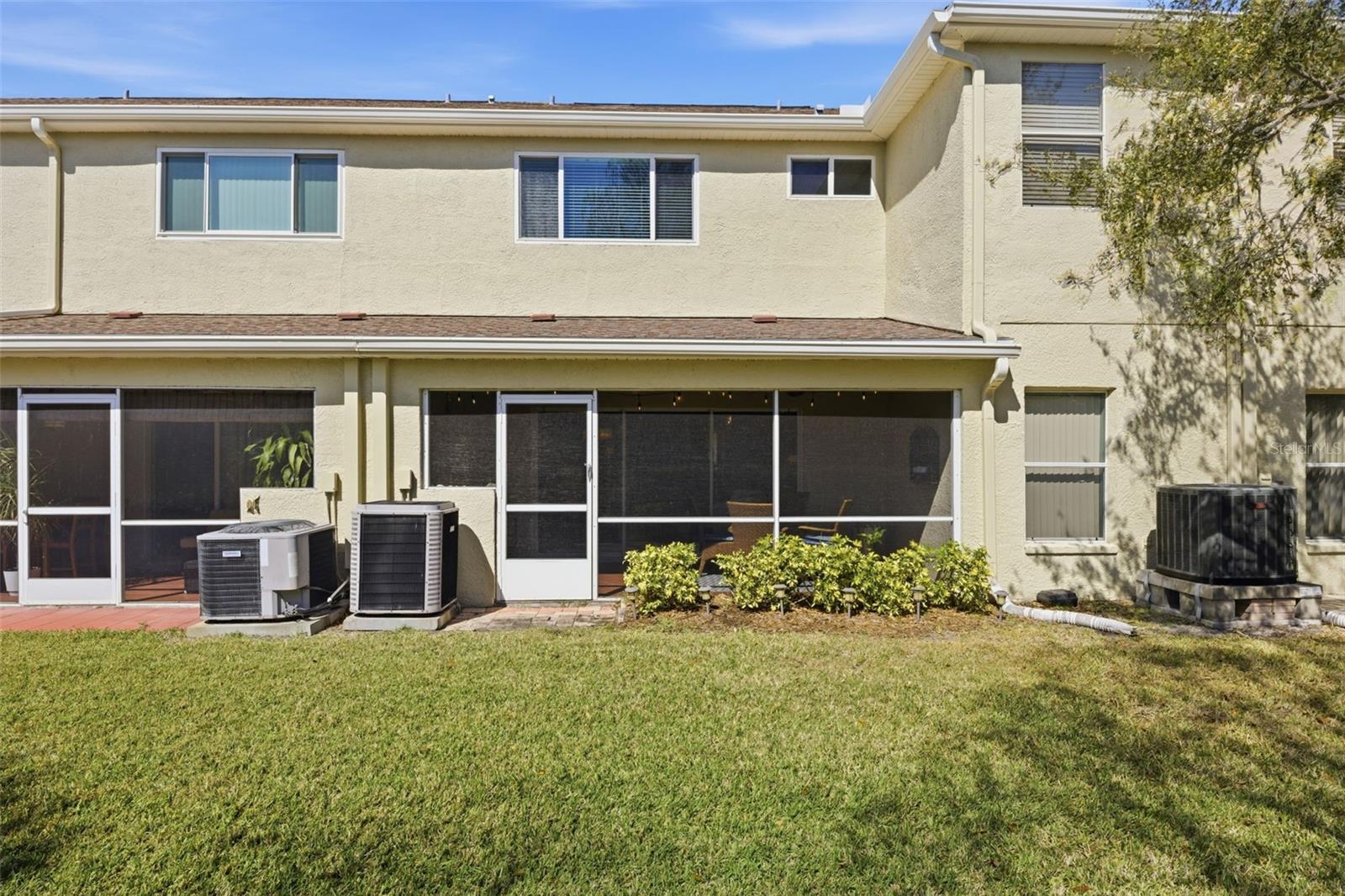 11125 KAPOK GRAND CIR — photo 31