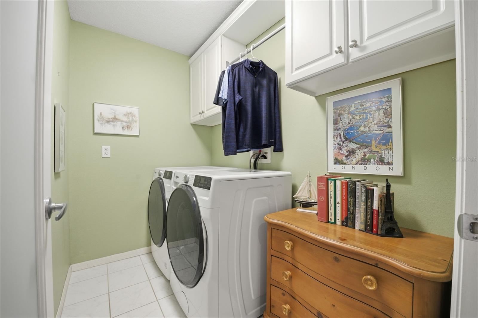 11125 KAPOK GRAND CIR — photo 20