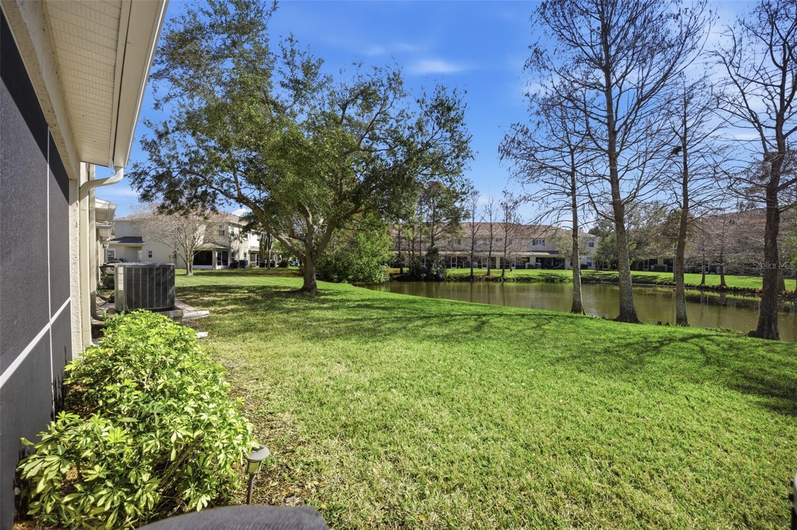 11125 KAPOK GRAND CIR — photo 32