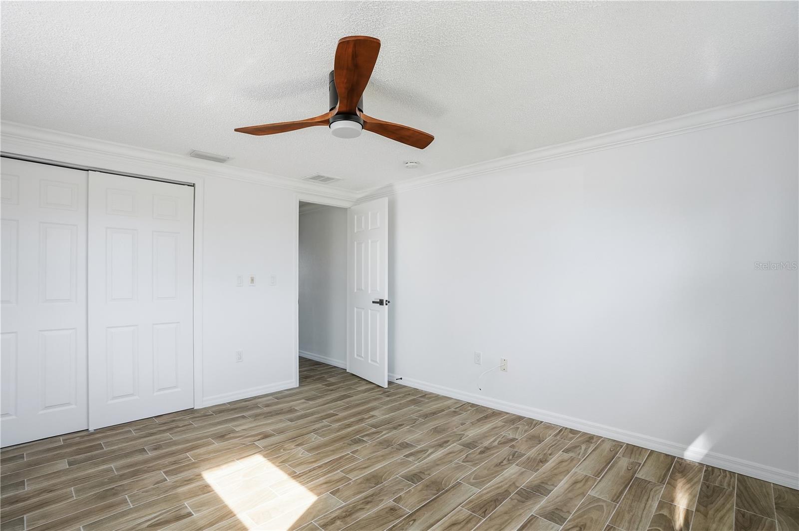 9837 ISLAND HARBOR DR — photo 22