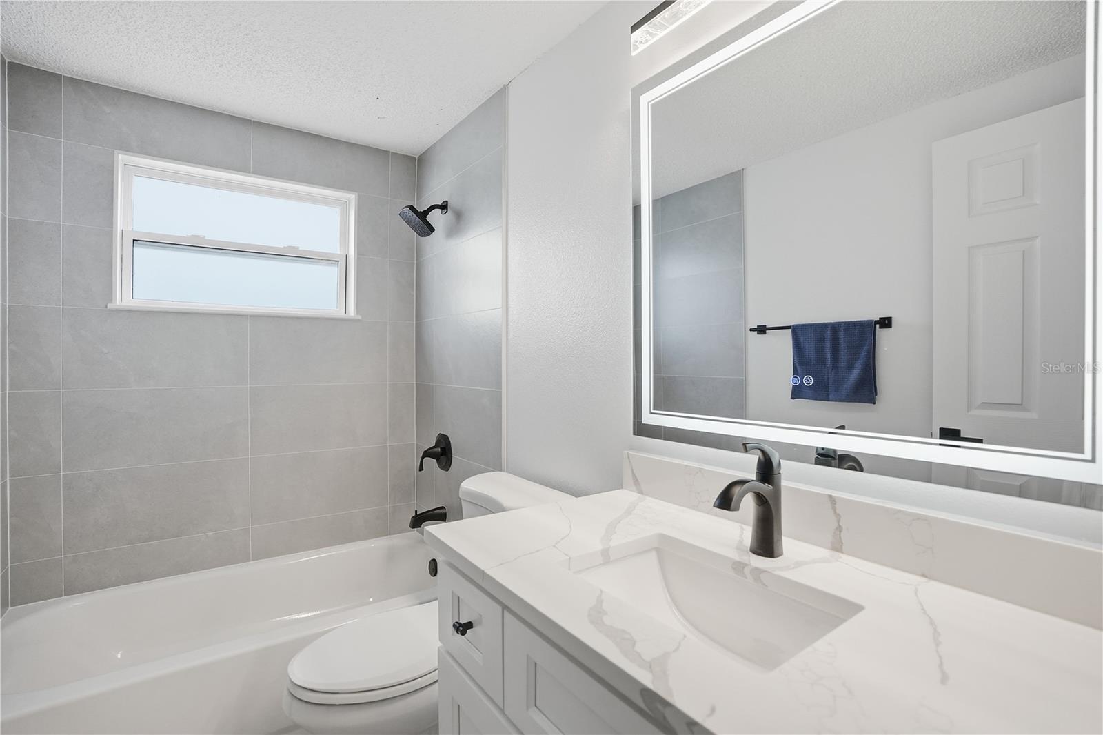9837 ISLAND HARBOR DR — photo 31