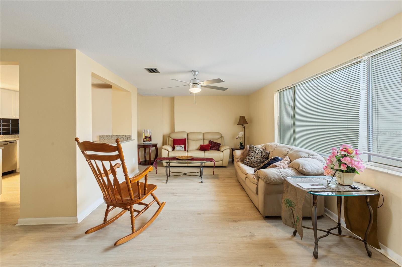3228 ROCK VALLEY DR — photo 4