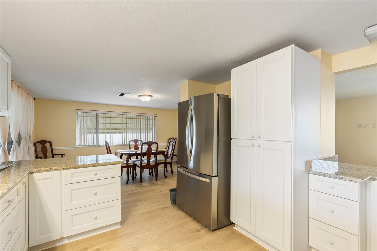 3228 ROCK VALLEY DR — photo 9