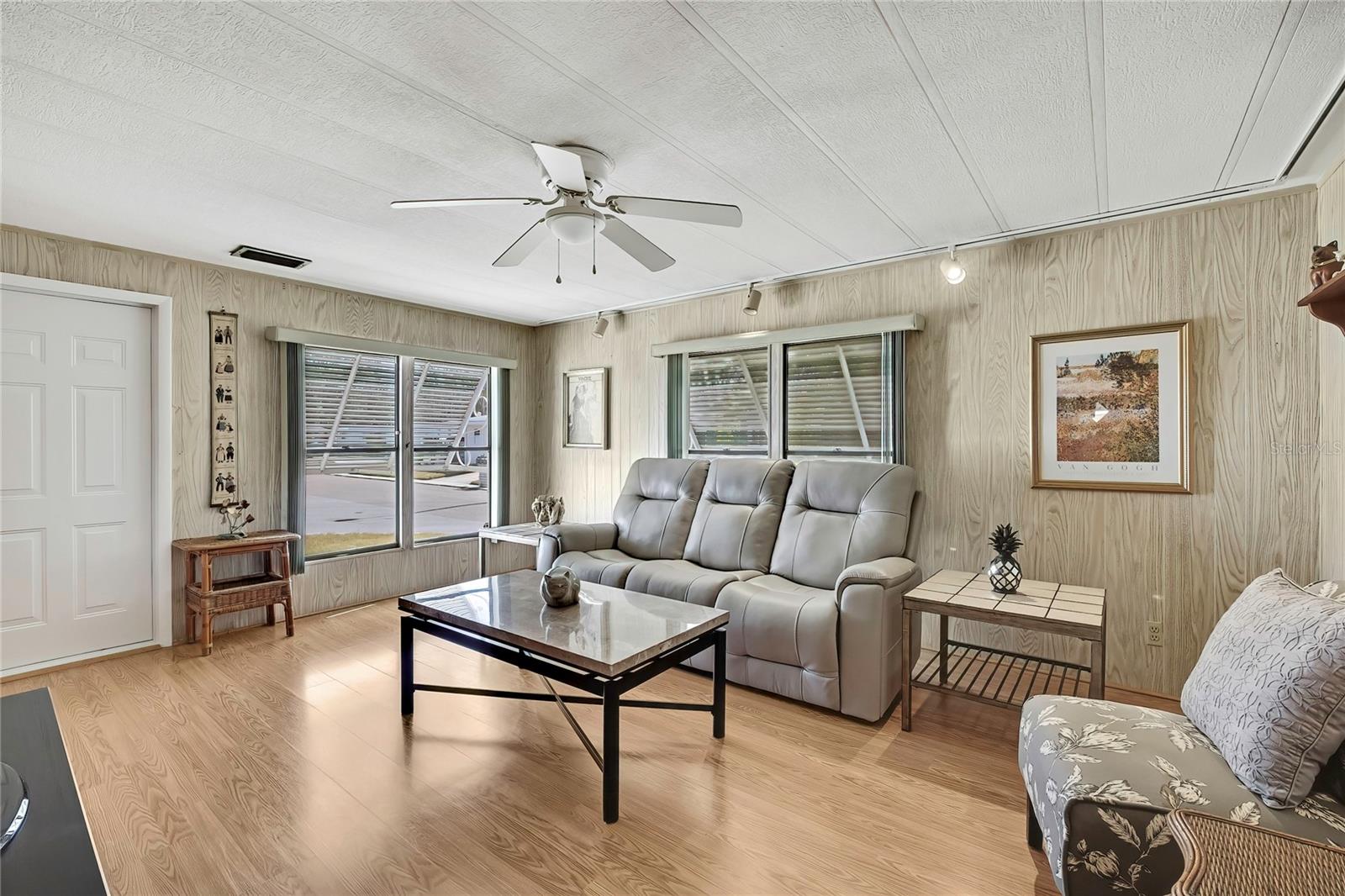 3141 NANTUCKET DR — photo 5