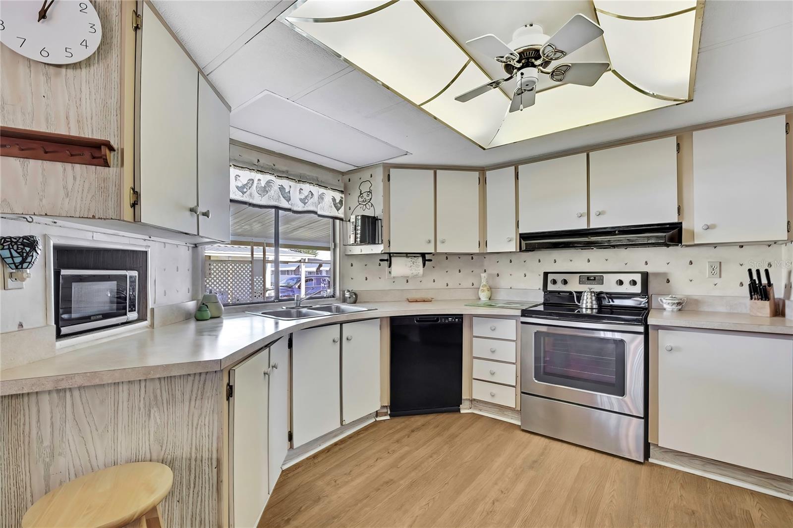 3141 NANTUCKET DR — photo 7