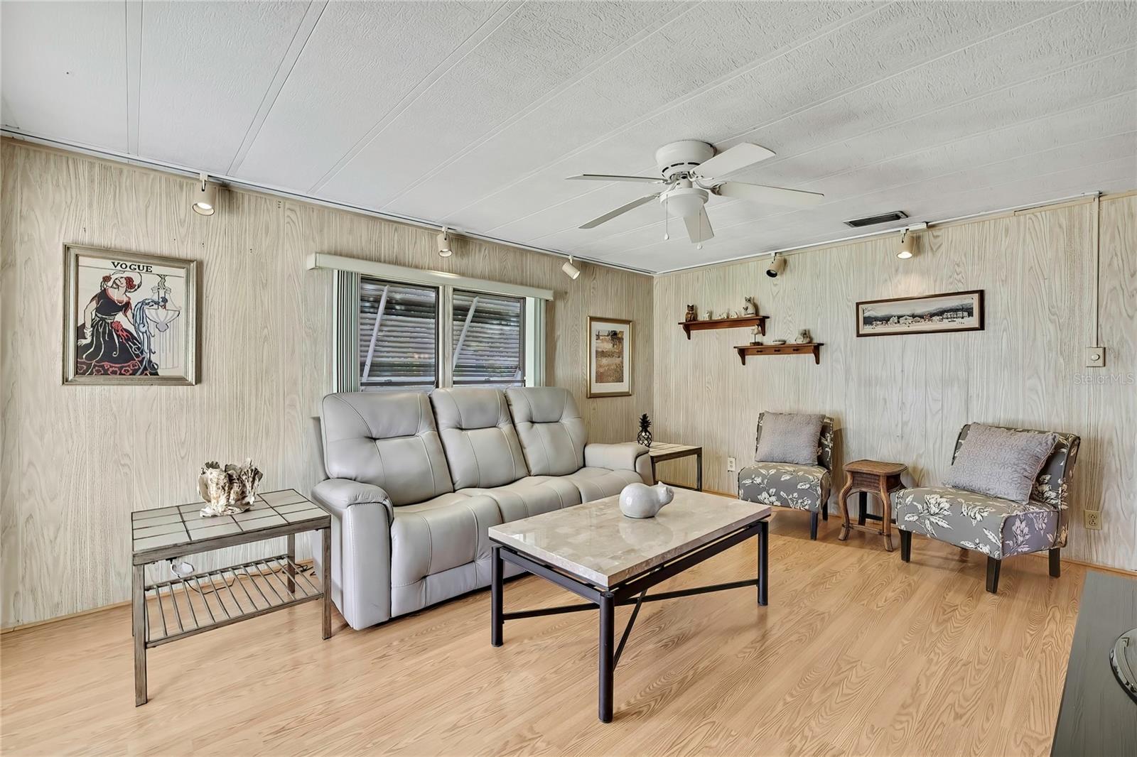 3141 NANTUCKET DR — photo 4