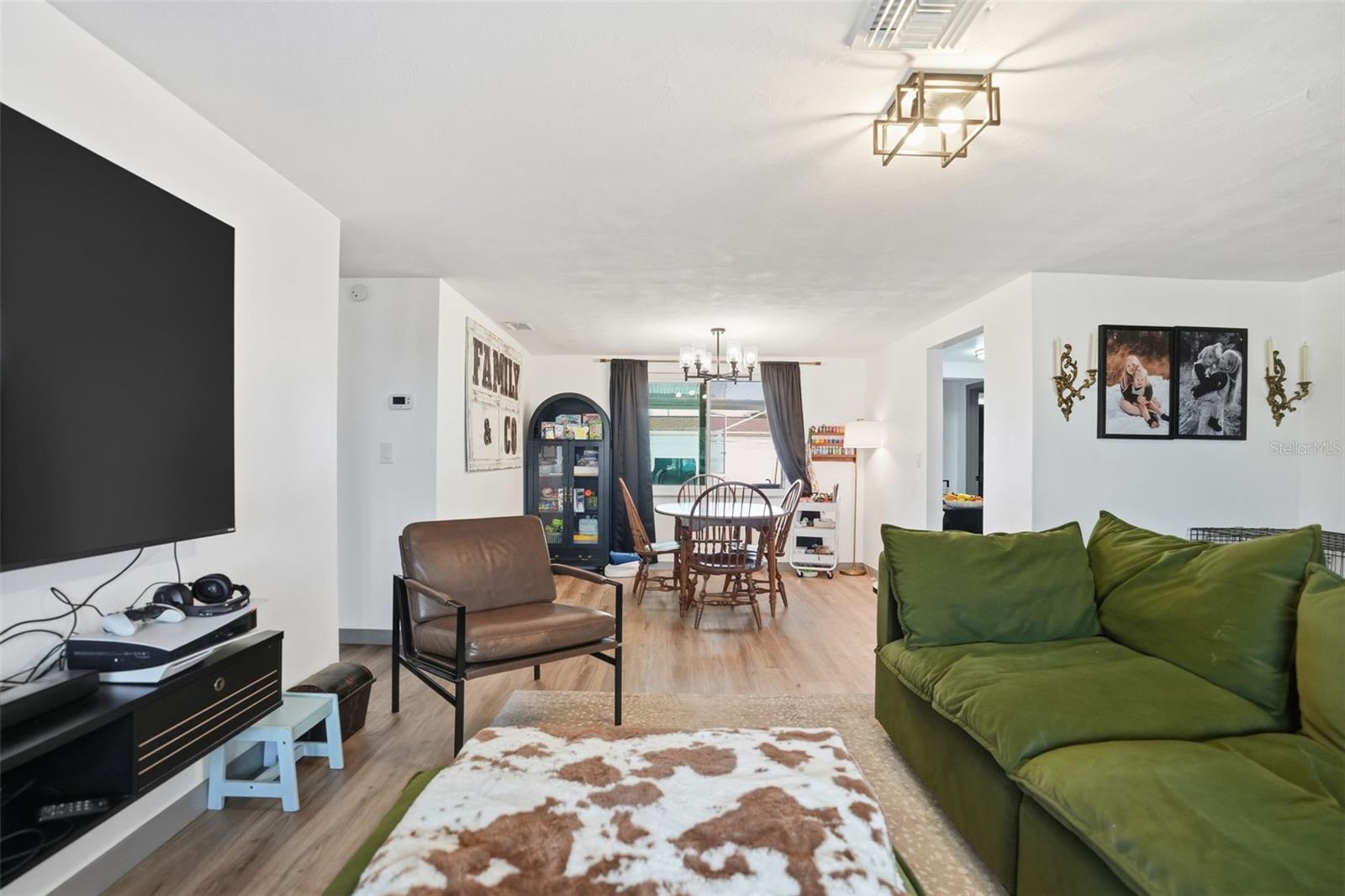 7628 DALE DR — photo 9