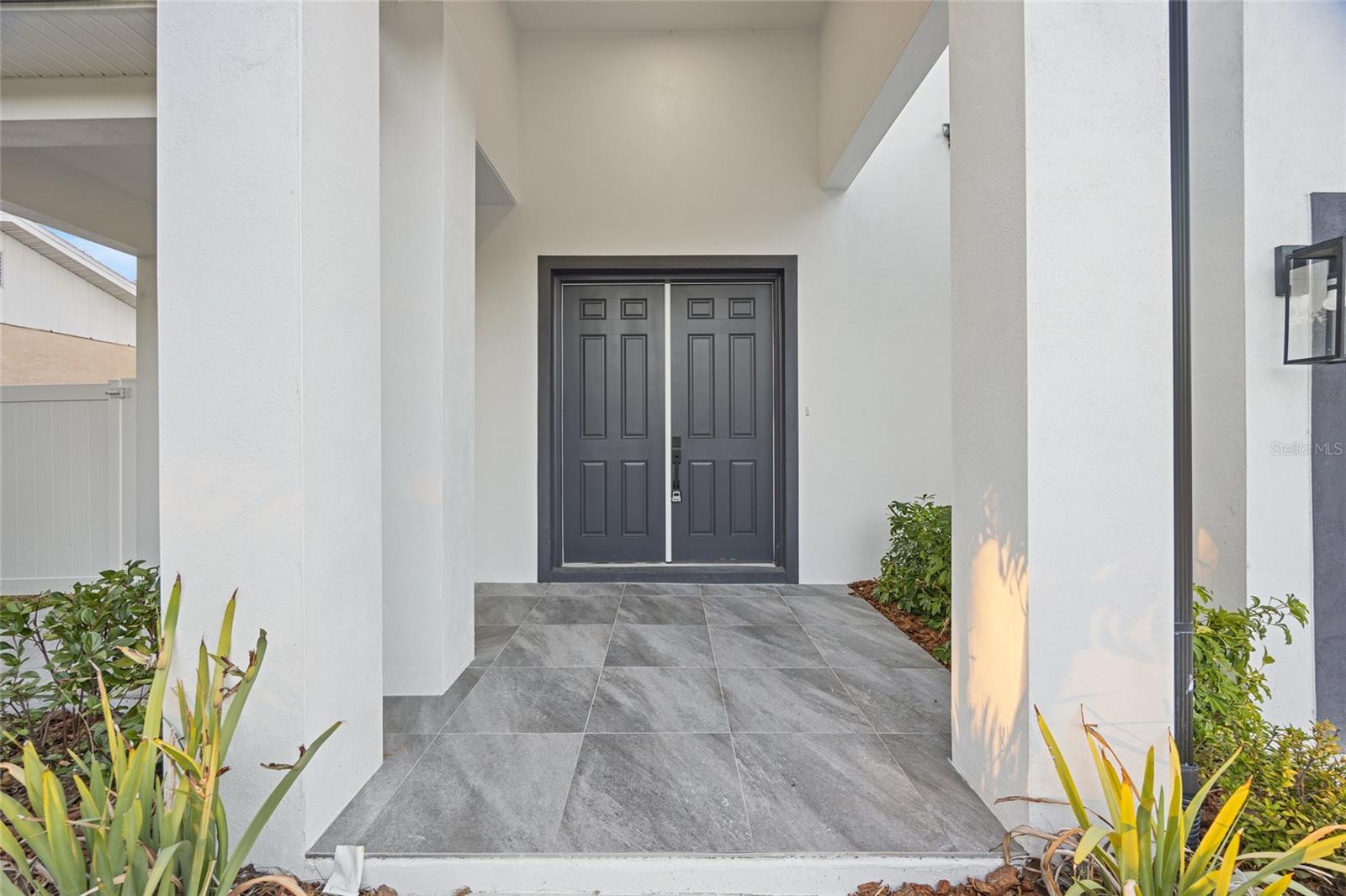 3317 W NAPOLEON AVE — photo 5