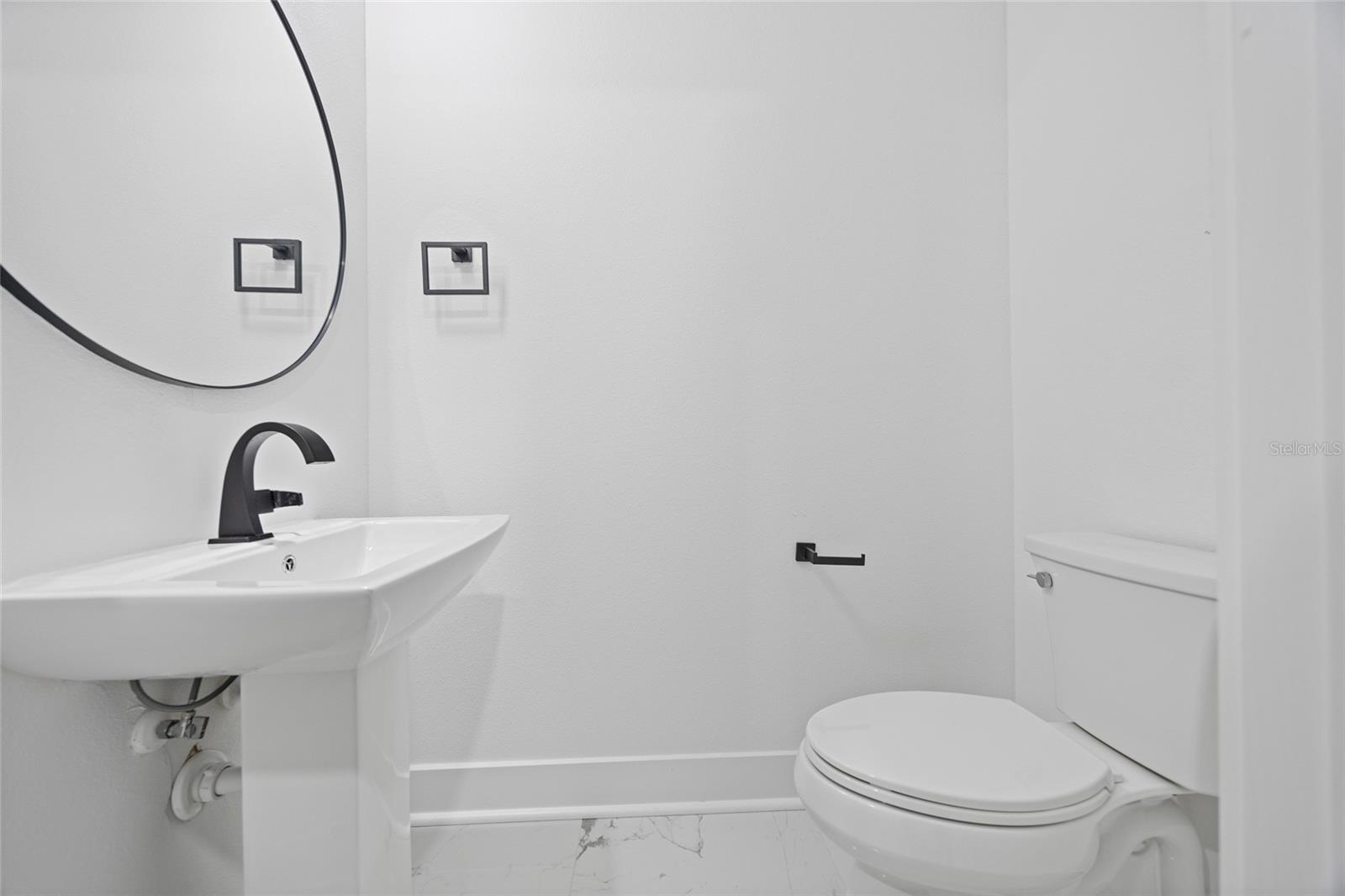 3317 W NAPOLEON AVE — photo 16