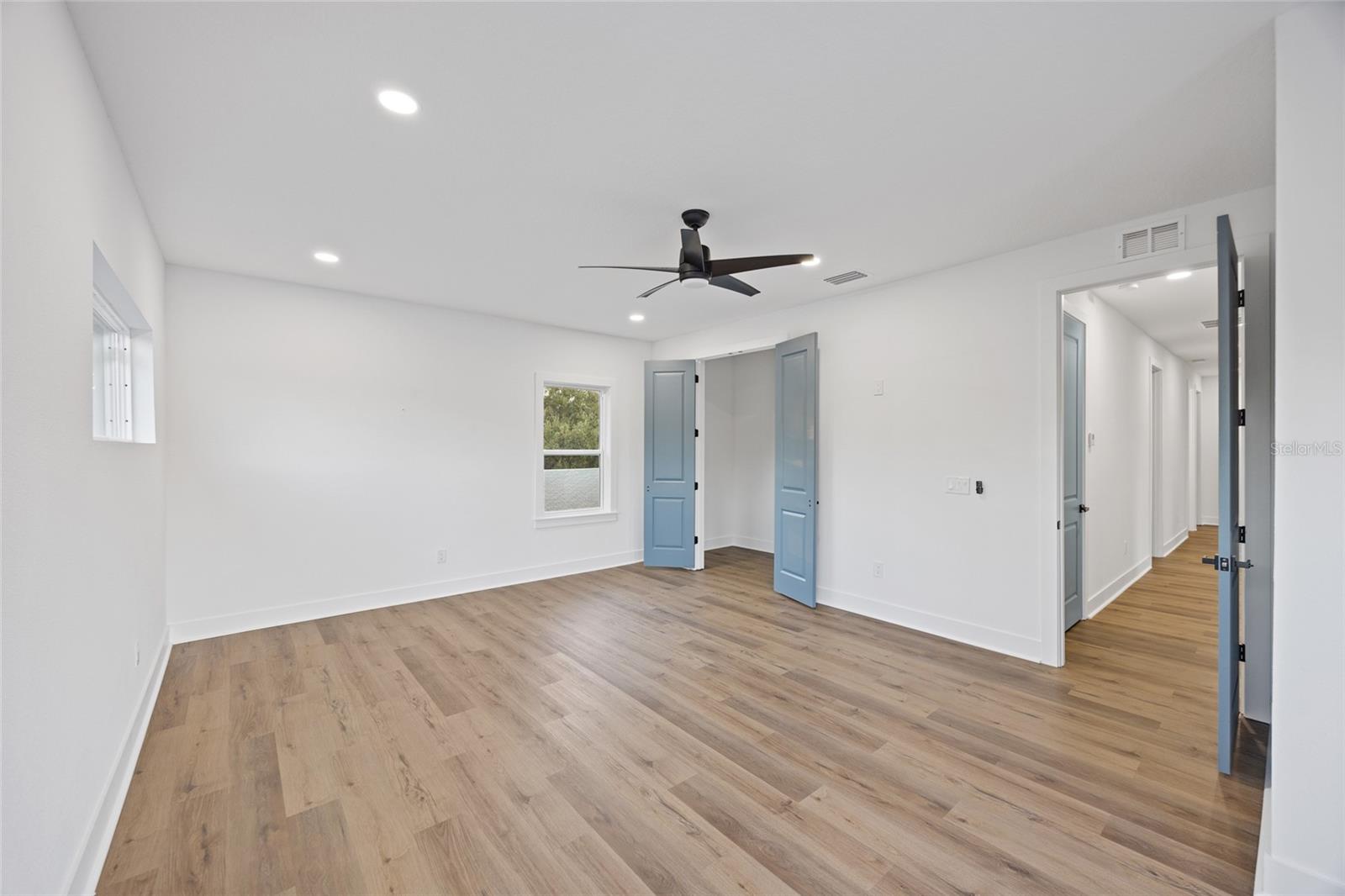 3317 W NAPOLEON AVE — photo 29