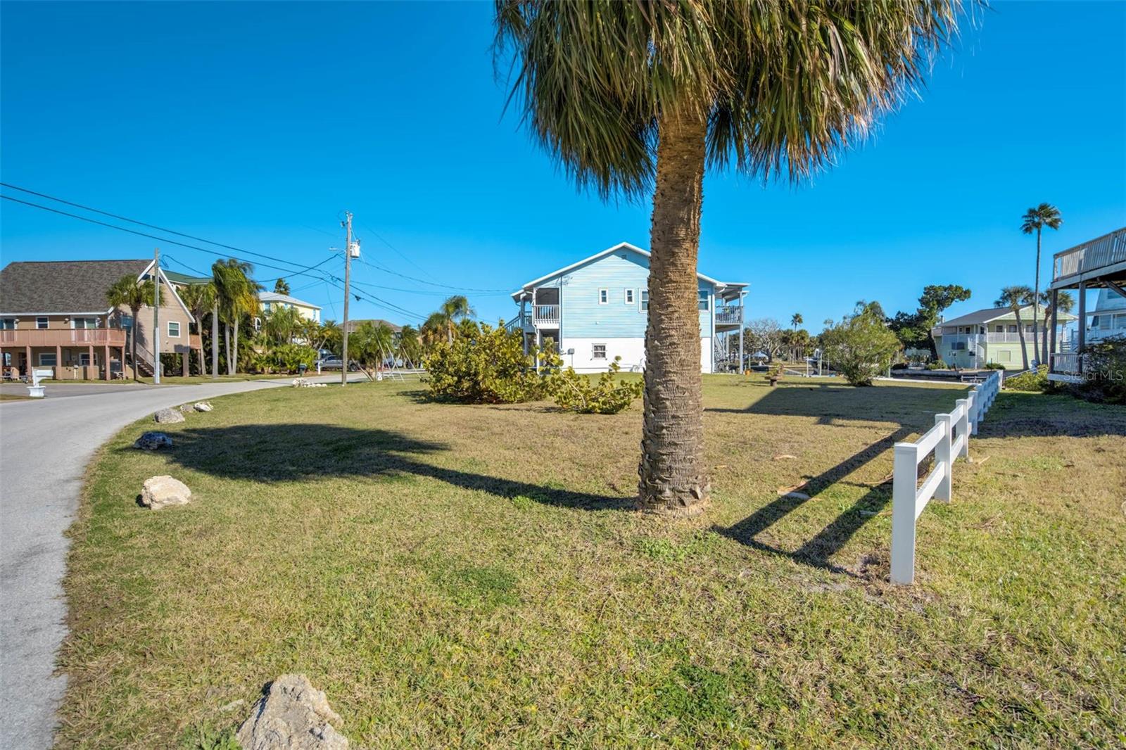 6424 DRIFTWOOD DRIVE — photo 8