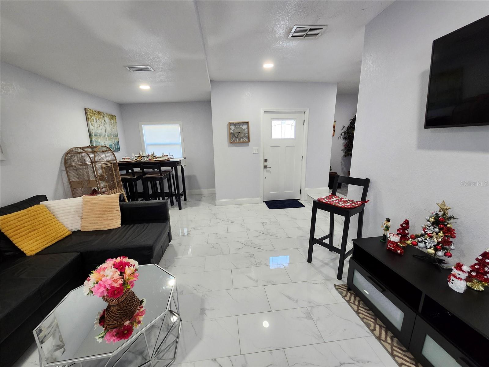 10805 DESOTO RD — photo 33