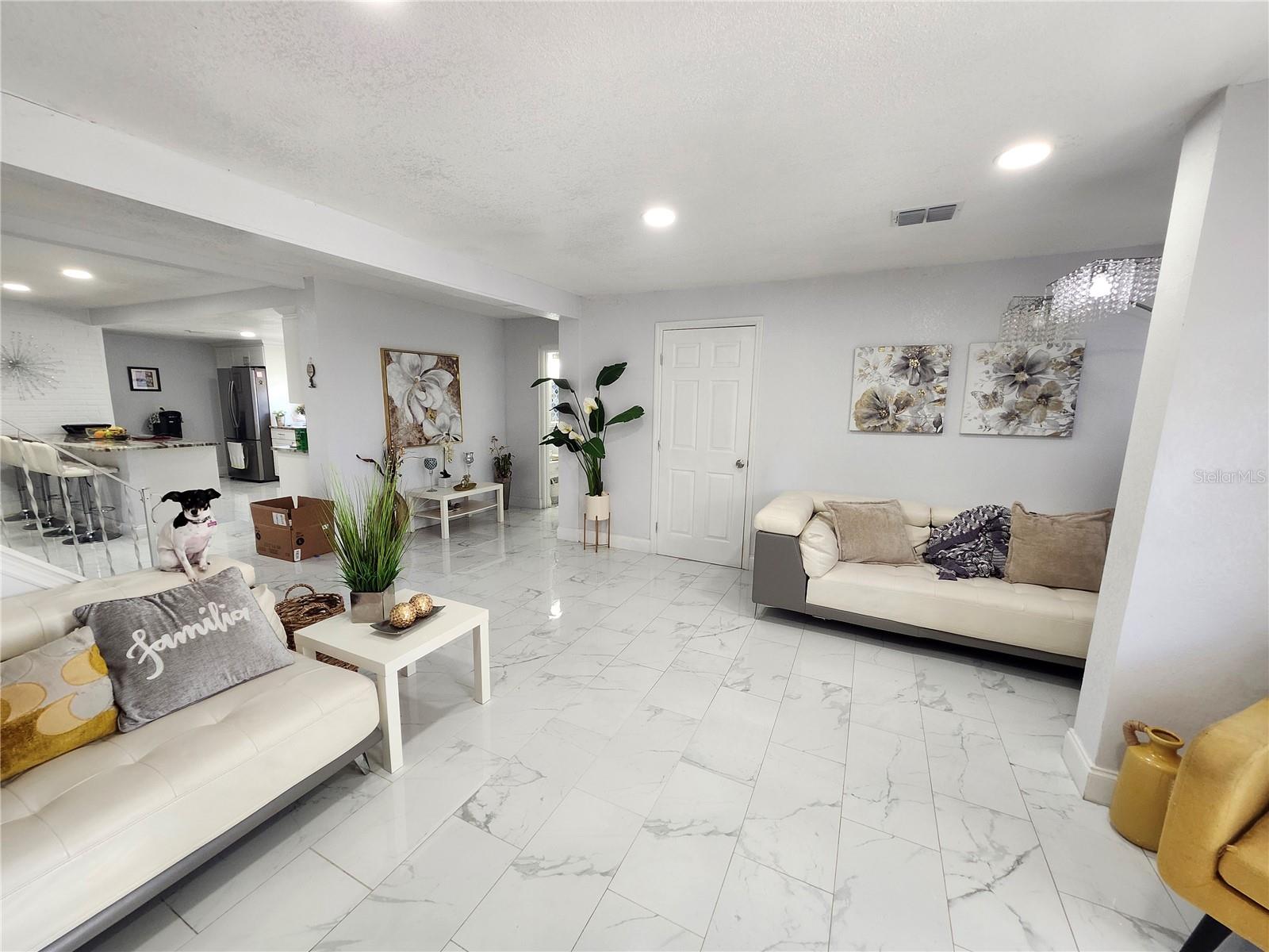 10805 DESOTO RD — photo 8
