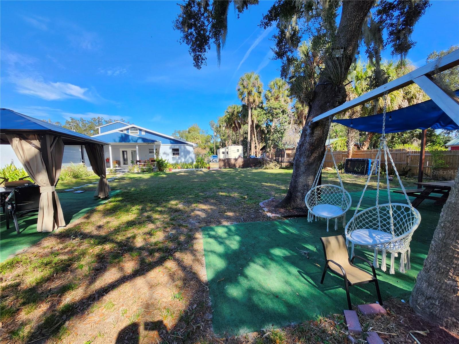 10805 DESOTO RD — photo 44