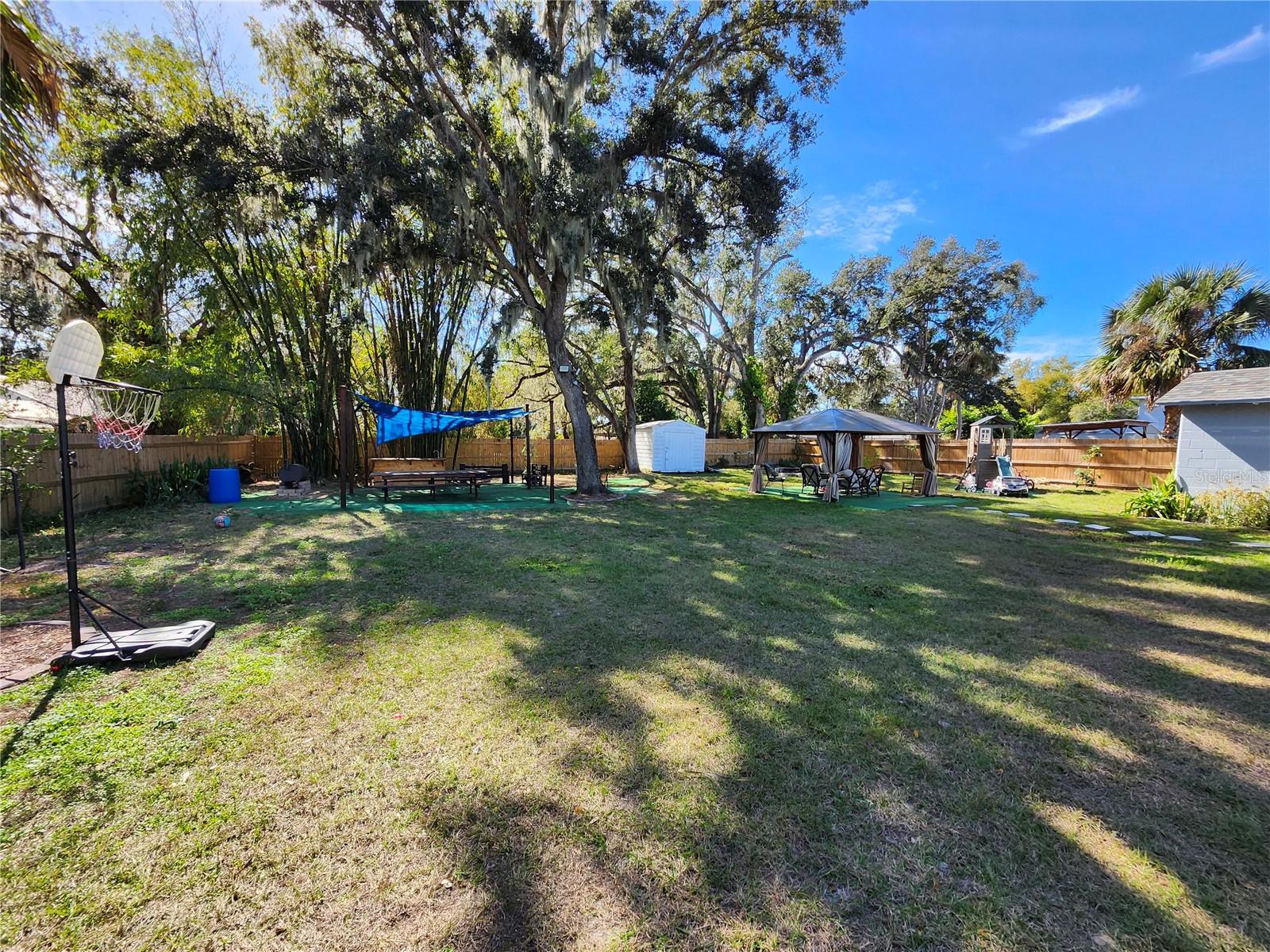 10805 DESOTO RD — photo 41