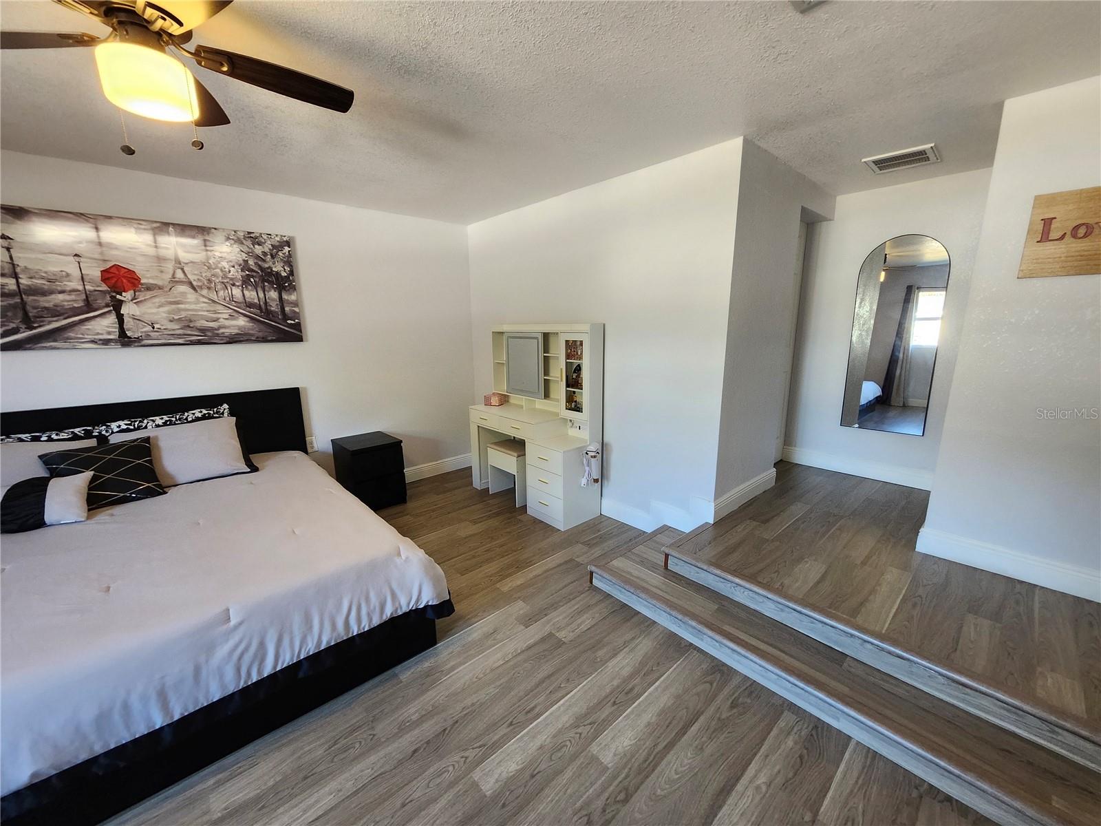 10805 DESOTO RD — photo 35