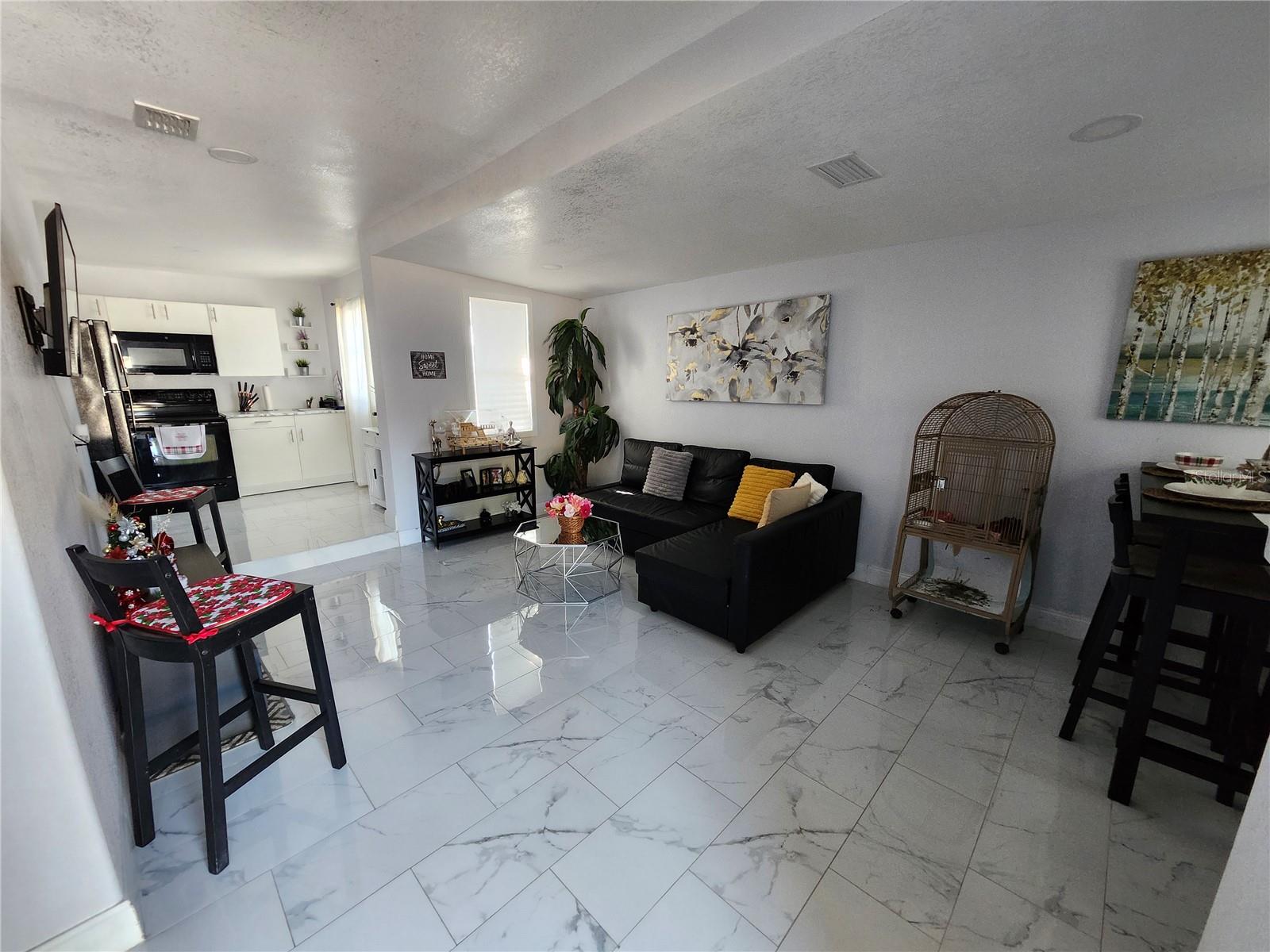 10805 DESOTO RD — photo 27
